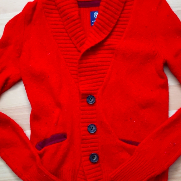 American Eagle red sweater - Picture 2 of 2